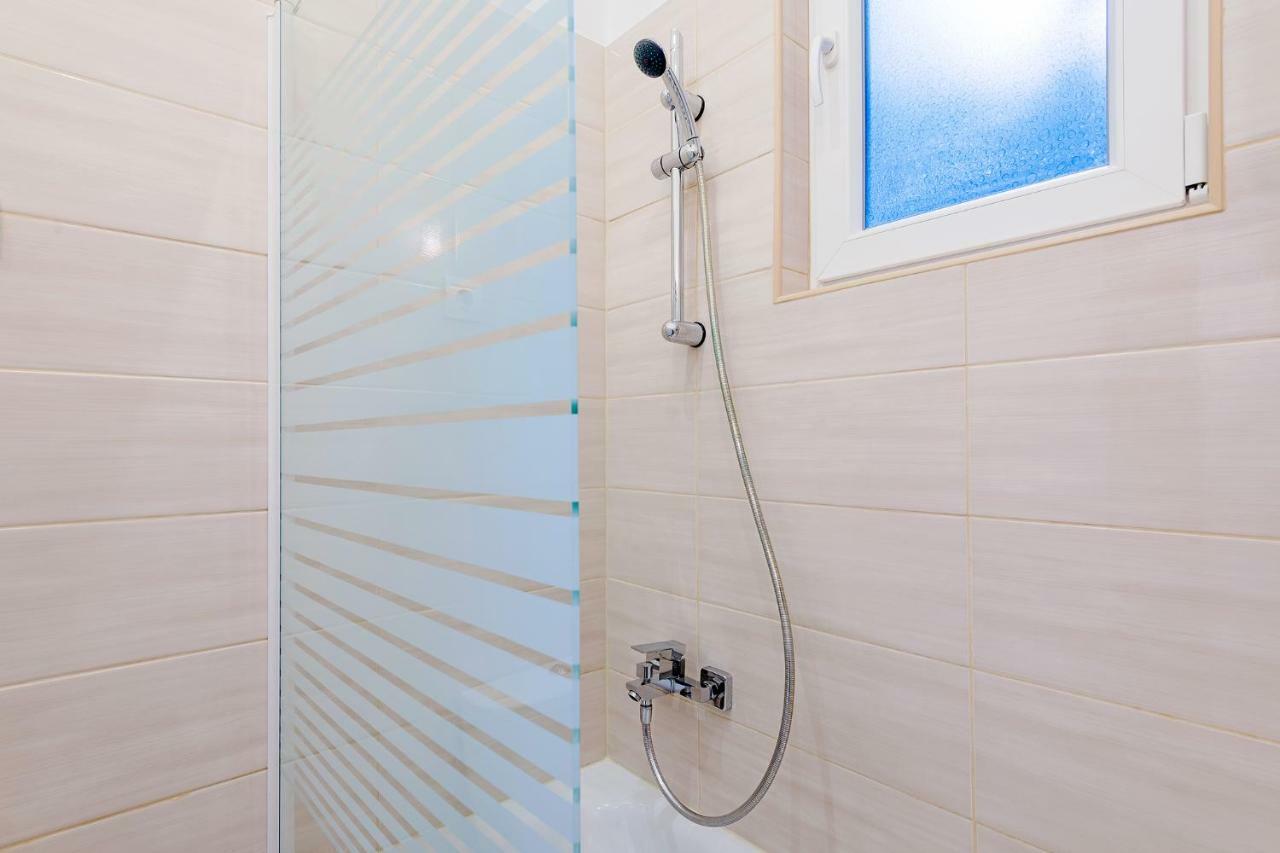 Parking, Ac, 2 Bedroom Design Flat In The Center Budapest Luaran gambar